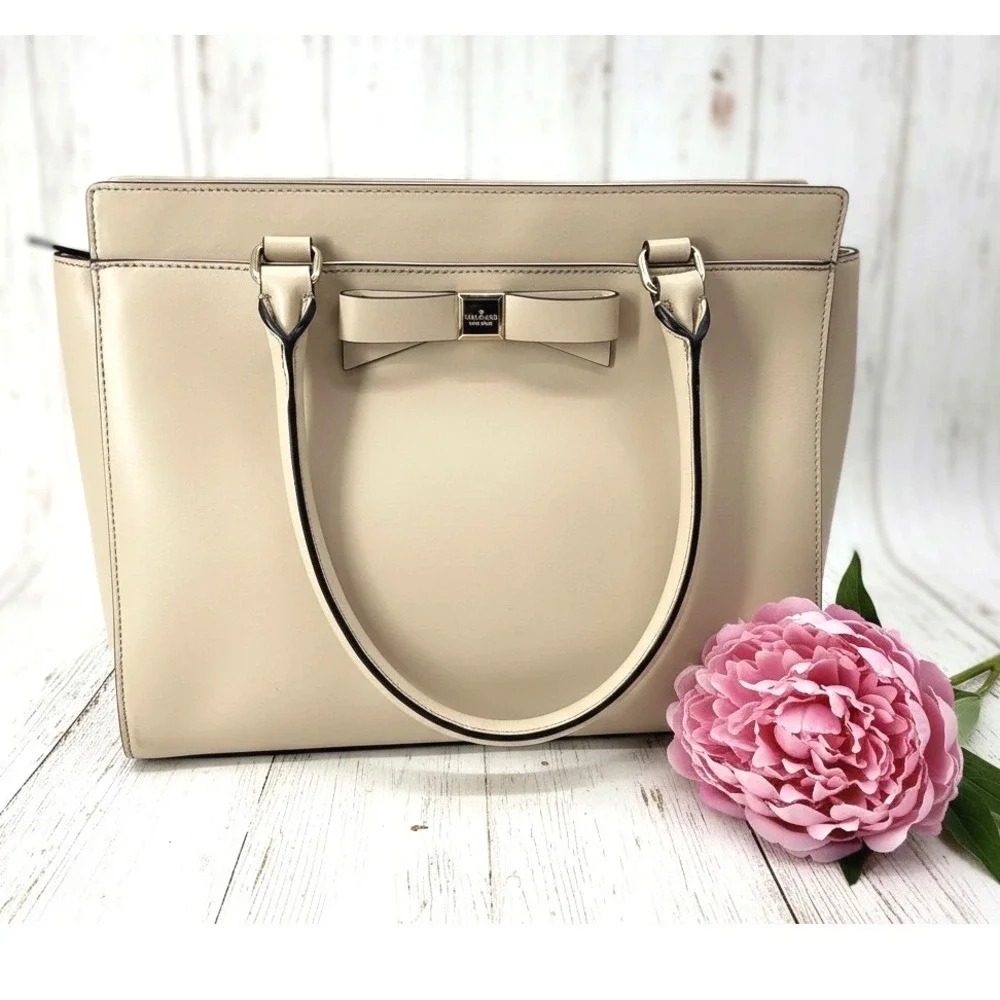 Kate Spade Bow Tote Beige Saffiano Leather Bag Salmon Interior‎ Large